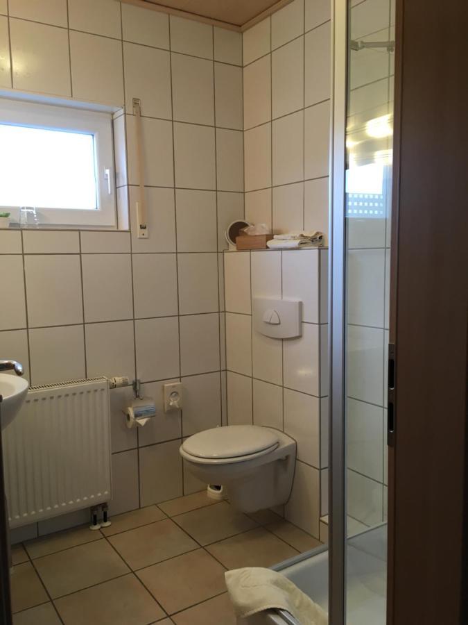 Landhaus-Apartments Wattenheim Eksteriør billede