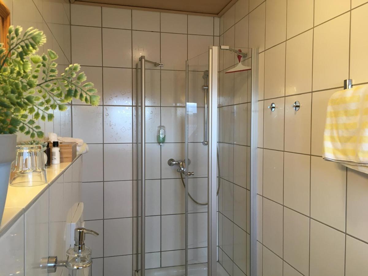 Landhaus-Apartments Wattenheim Eksteriør billede