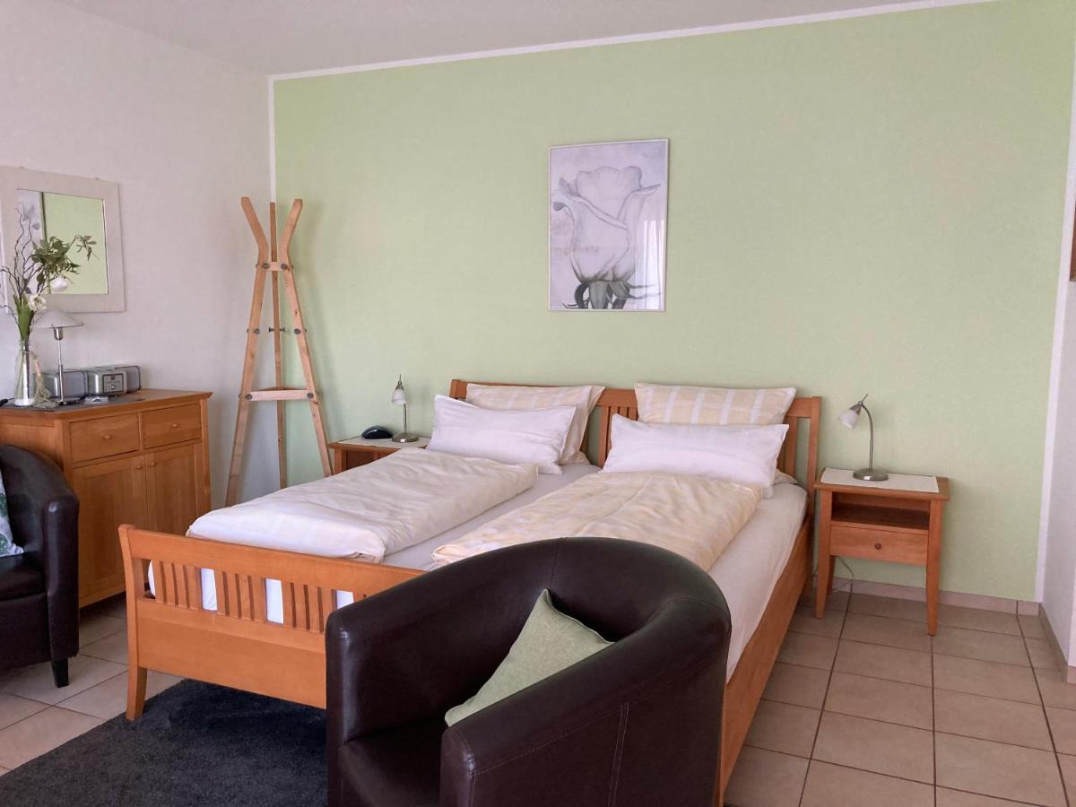 Landhaus-Apartments Wattenheim Eksteriør billede