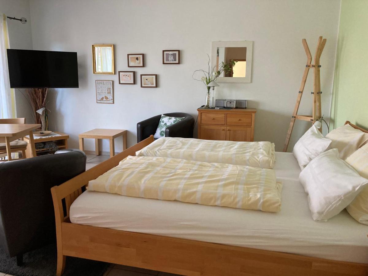 Landhaus-Apartments Wattenheim Eksteriør billede